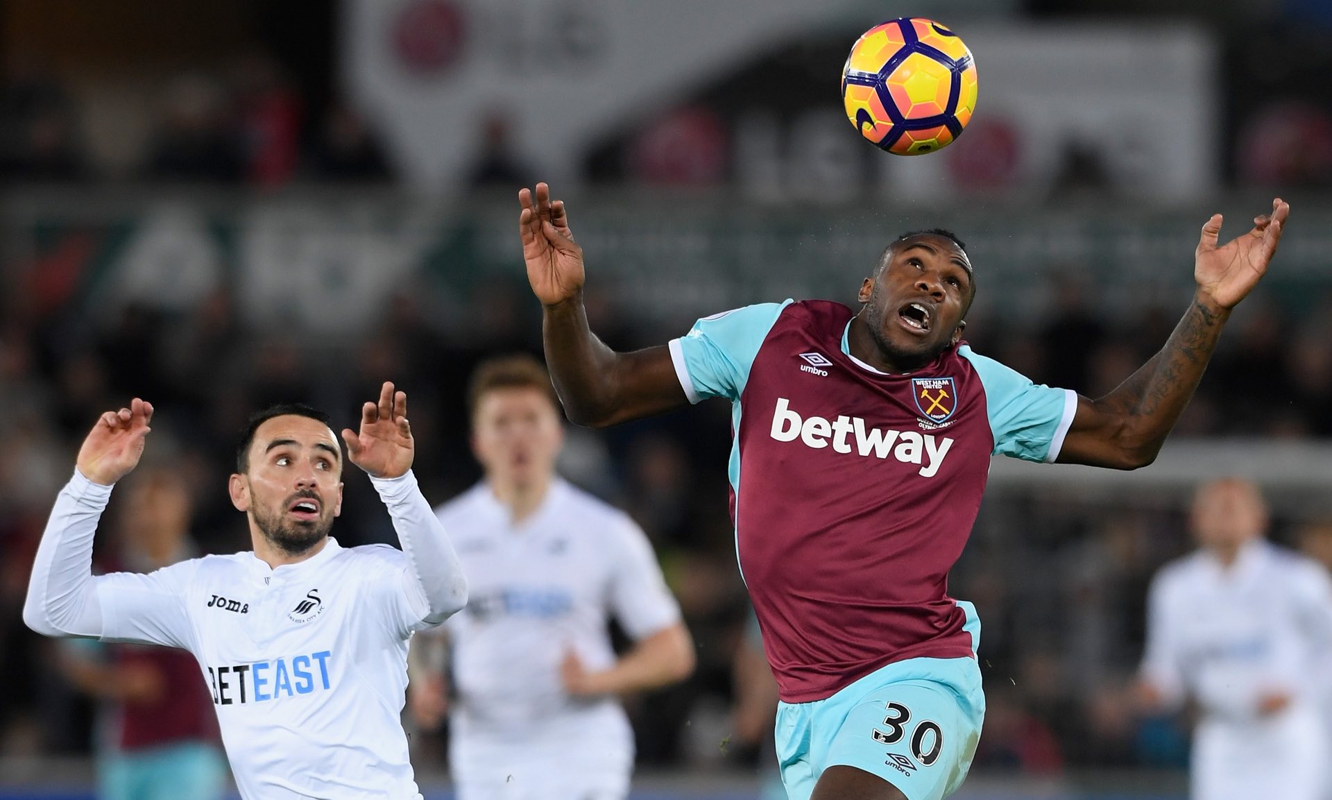 目前球队中 目前球队中